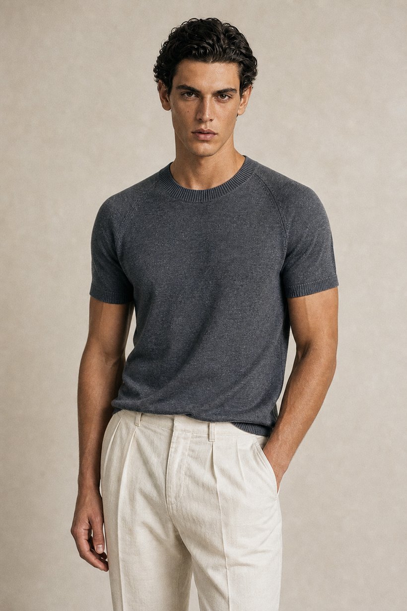 Green Linen-Lyocell T-Shirt — lapel and collar detail