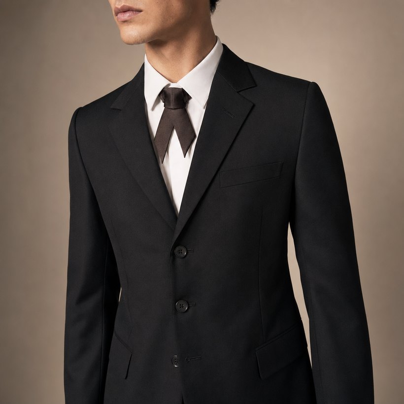 Jet-Black Three-Button Slim Suit — lapel and collar detail